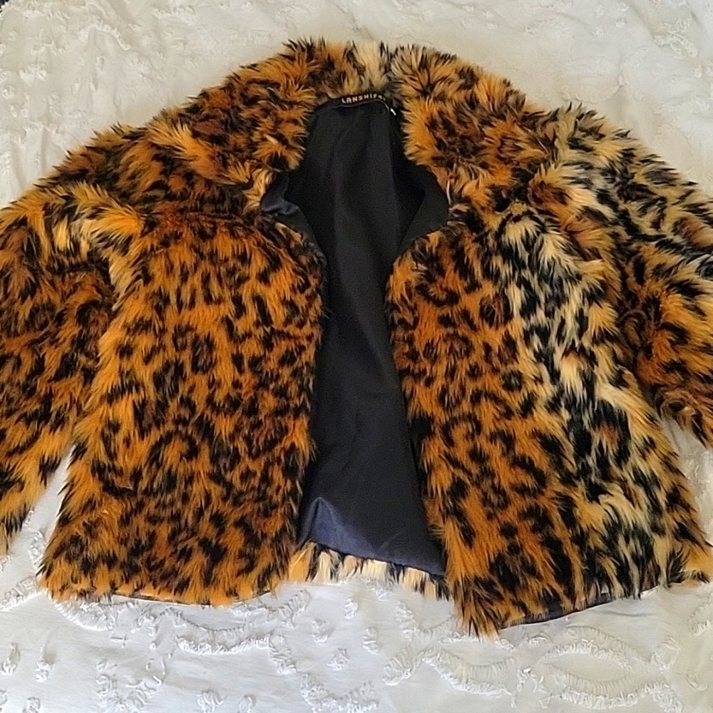 Cute Leopard Faux Fur Jacket